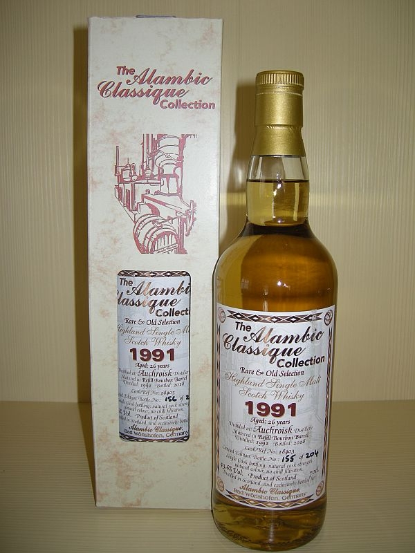 tempauchroisk_1991_600px8Ok1XVGtgSxjM 	 Aroma:  Ananas, trockenes Eichenholz, frische Sägespäne, leicht erdig, floral.        Geschmack:  Frische Vanille, holzig, floral und blumig, eine Spur von Darjeeling Tee mit Honig, Kandiszucker, leichte Schärfe von weißem Pfeffer. Wärmend und lang anha